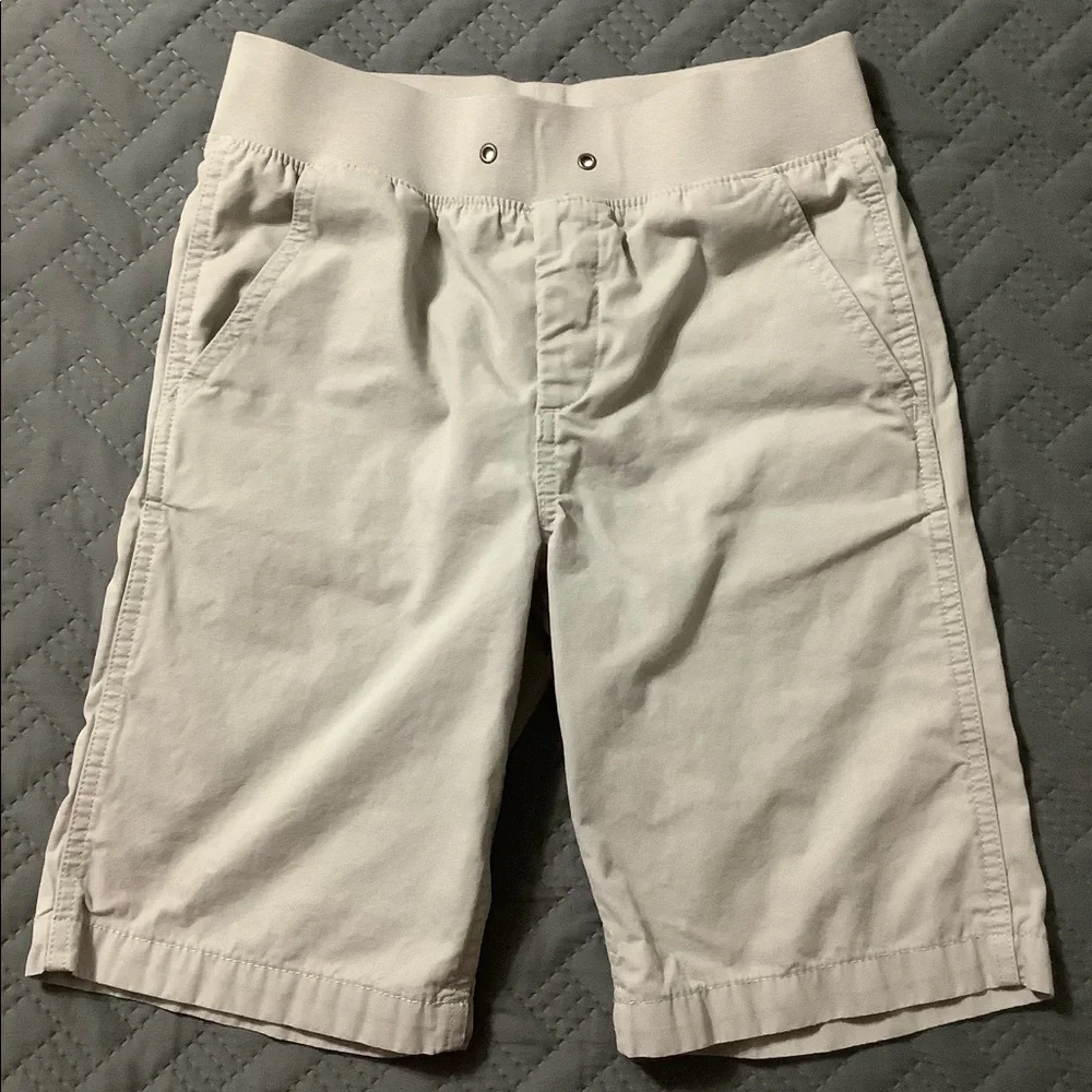 KIDS GAP SHORTS.